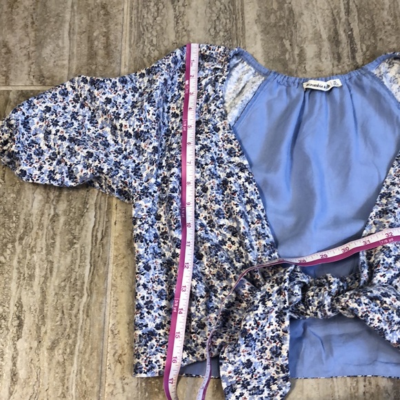 Abercrombie & Fitch floral top and shorts Top: XS Bottom: Small - Picture 7 of 13